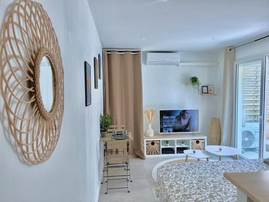 Studio Cosy Proche Plage, Parking Gratuit Juan-les-Pins Eksteriør bilde